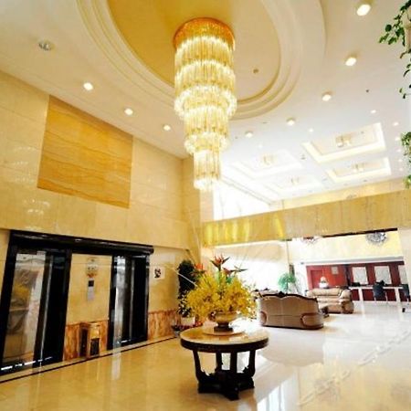 Jin Jiang Flower Hotel Guiyang  Exteriör bild